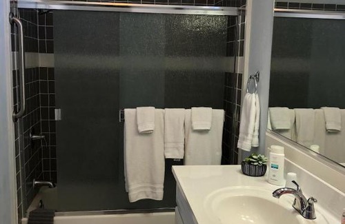 Fernley Resort | Hidden Gem 2 bed 2 bath private mobile home with great parking