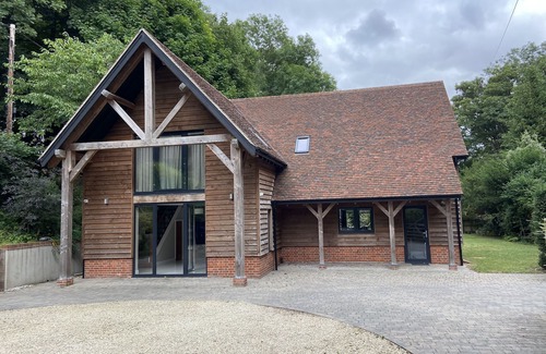 Salisbury House | Hidden Gem Barn House