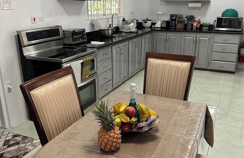 Buff Bay House | Hidden Gem Emerald in Buff Bay, Car rental now available in-house