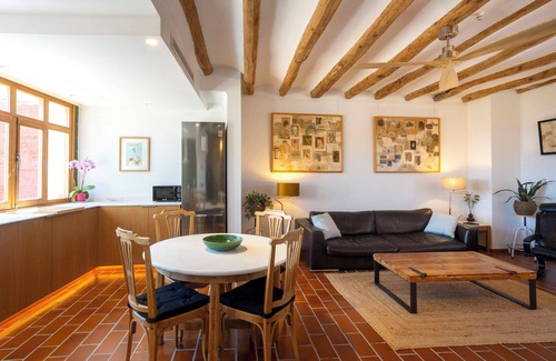 Barbera de la Conca House | Hidden gem with spectacular rooftop chillout area