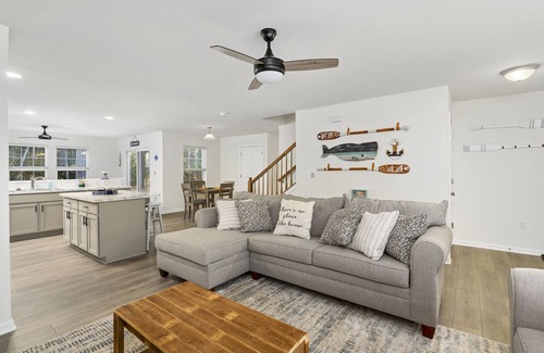 Captain's Cove House | Hidden Gem in Captain's Cove!