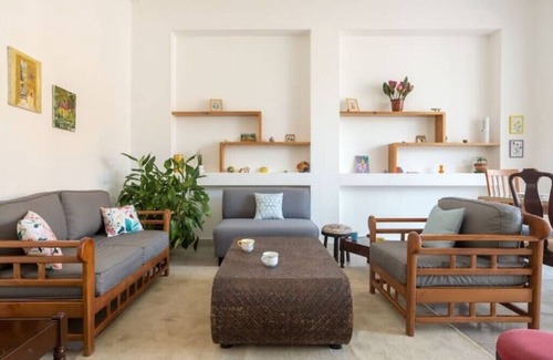 Beirut Apartment | Hidden Gem in Mar Mikhaelnn