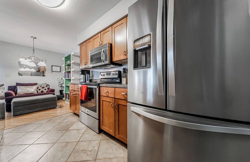Fairview Park Condo | Hidden gem in marvelous Cleveland with WiFi, AC
