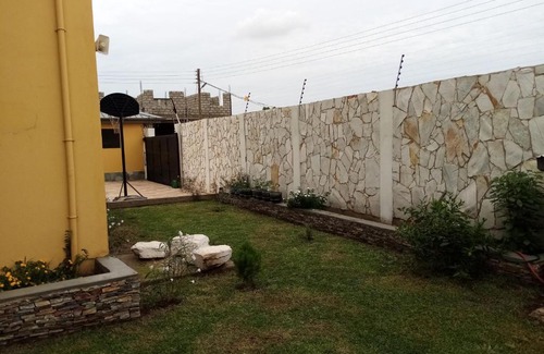 Oyibi House | Hidden Gem In Oyibi New 2 Luxury Bedroom Apartment