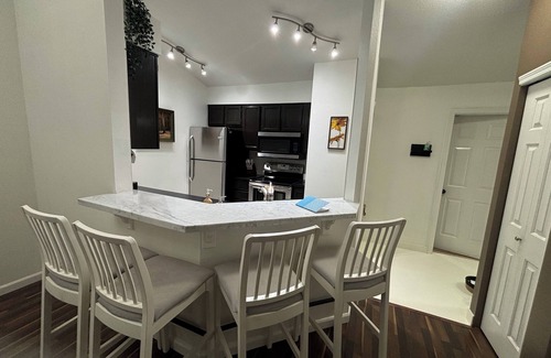 Holly Condo | Hidden Gem in peaceful Central Location!