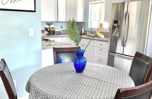 Encino House | Hidden Gem Los Angeles: 2bd house with dreamy backyard