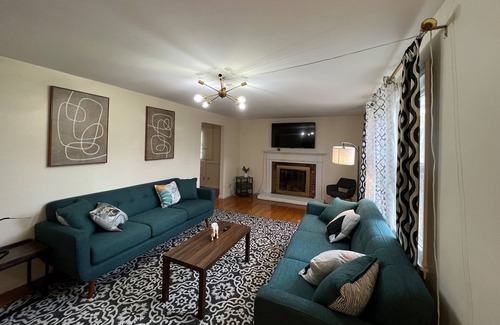 Montville House | Hidden Gem minutes from casino and many more attractions