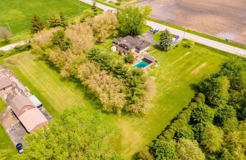Homer Glen House | Hidden Gem OASIS 40 minutes away from Chicago