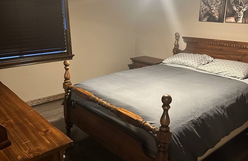 Sauble Beach House | Hidden Gem of Sauble Beach Minutes From the Beach!