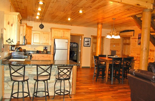 Arley Cabin | "Hidden Gem" On Smith Lake