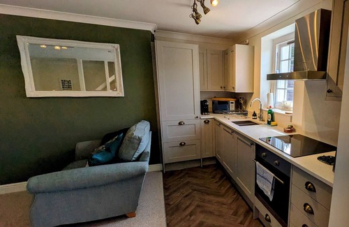 Keynsham House | Hidden Gem on the Outskirts of Bristol