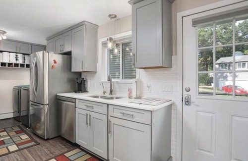 Brighton Cabin | Hidden Gem on the Shoren20 Mi from U of M Football!