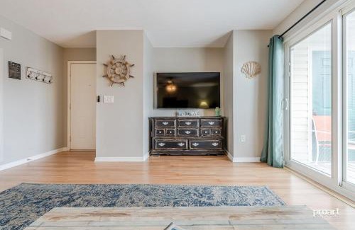 Indian Bayou Apartment | Hidden Gem - pool access, walk to beach
