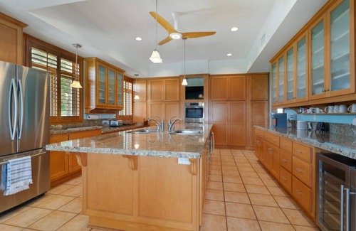 New Ulm House | Hidden Gem: Spacious Countryside Retreat w/Pool