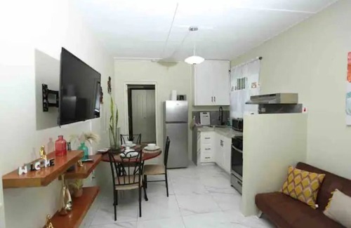 Molynes Gardens House | Hidden Gem @ Sunrise!