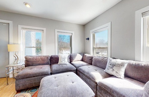Proctorsville House | Hidden Gem