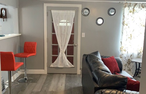 Detroit House | HIDDEN GEM!