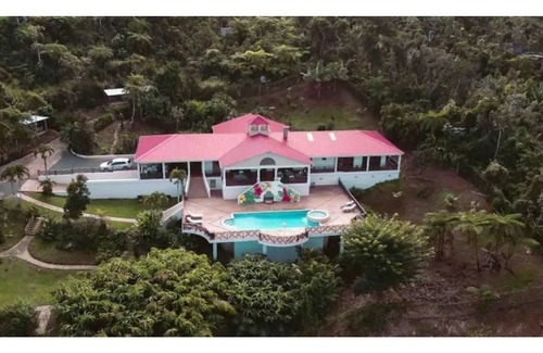 Adjuntas House | 💚Hidden Gem w/Chimney, Jacuzzi & Heated Pool💚