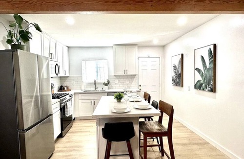 Golden Hill House | Hidden Gem with AC, only 2mi to DT, Zoo & Balboa Park. Close to beach & airport!