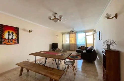 Oyster Bay Apartment | Hidden Gem with Self Check-In