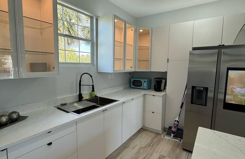 Palm River-Clair Mel Apartment | Hidden Getaway - Apartament A
