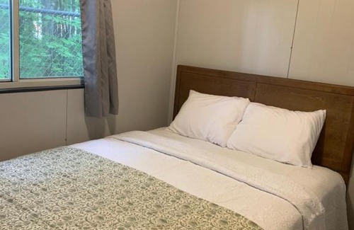 Lake City Hotel | Hidden Haven Cottages