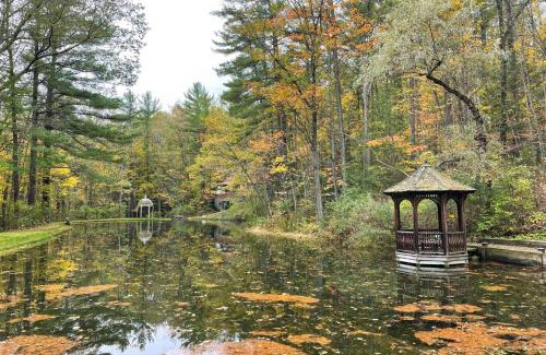 Bath House | Hidden Haven