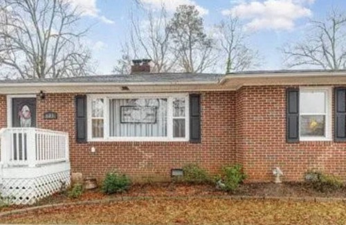 High Point House | Hidden Hideaway High Point (Blue Bungalow)