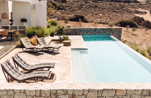 Naxos Villa | Hidden Hill South Villa in Naxos with pool