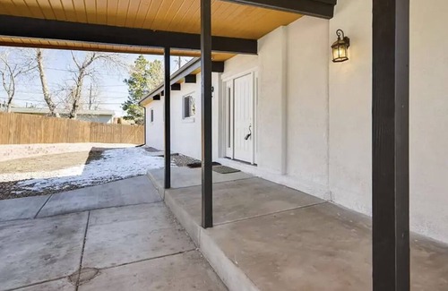 Cheyenne Meadows House | Hidden Jewel for the Family, Near the Broadmoornn