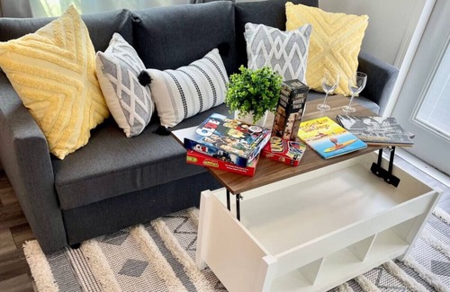 La Mesa House | Hidden King Suite with Garden, Parking - 4 Guest