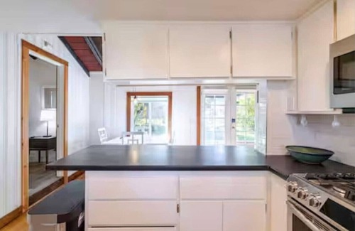 Amesti House | Hidden Lake Cottage With Hot Tub & Views! 20 Mins to Beach