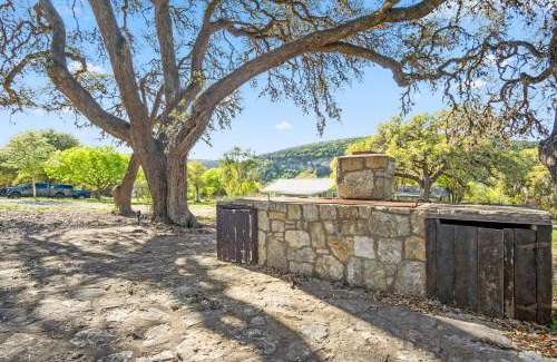 Medina House | Hidden Maples Hideaway