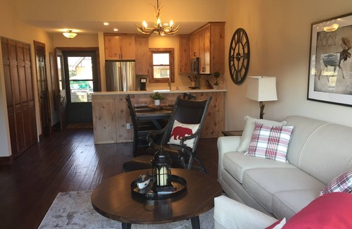 Burnsville Cabin | Hidden Mountain Gem with Fantastic Views!