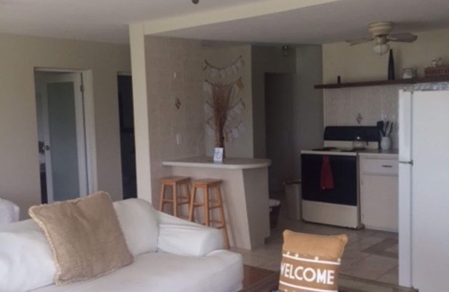 Bailey's Bay Apartment | Hidden Oasis | Tucked Away | Unobstructed Water Views | East end