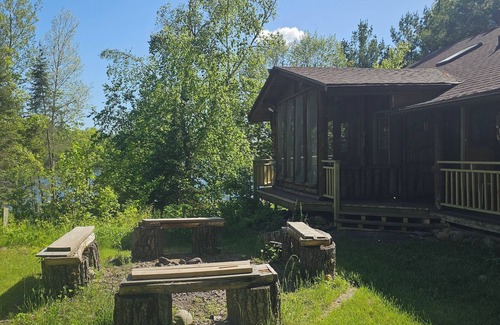 Emily Cabin | Hidden Pines Lakefront Family Home with WIFI only 2.5 hours from the Twin Cities