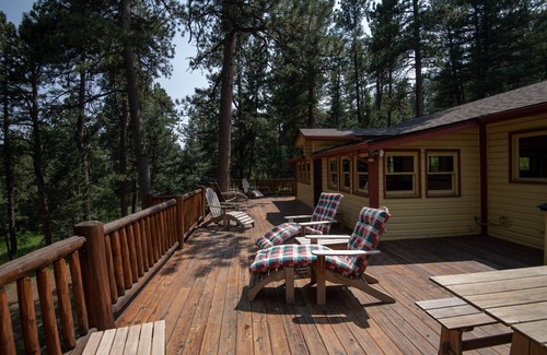 Morrison Cabin | Hidden Pines Lodge in the Colorado Rocky Mountains