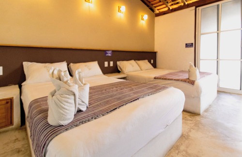 Hidalgo Hotel | Hidden Port Betina