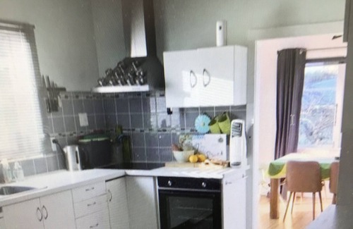Raumati Beach House | Hidden Raumati Gem