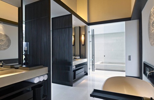 Kelating Villa | Hidden Refuge with Ocean and Volcanic Mountain Views