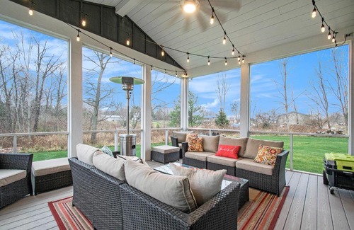 Sawyer House | Hidden Serenity