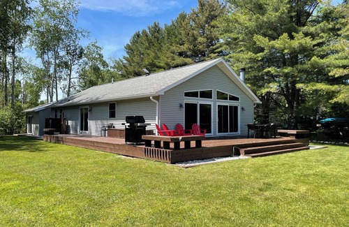 Lake Township Cottage | Hidden Springs on Long Lake - Sleeping Bear Dunes National Lakeshore