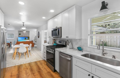 Gainesville House | Hidden Ultimate Relaxation & Exploration Awaits!