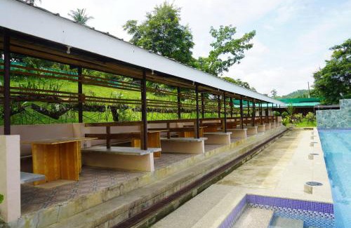 Pinamungajan Resort | Hidden Valley Organic Farm Resort