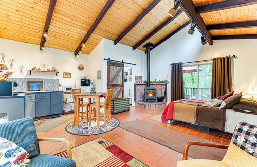 West Point Apartment | 'Hidden Valley Retreat' - Outdoorsy West Point Gem