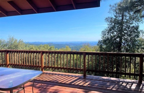 Twain Harte House | Hidden Views A: 3 BR, 2.5 BA Duplex in Twain Harte, Sleeps 12