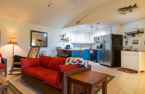 Helen Cabin | Hide Away, Peaceful, Cozy cabin