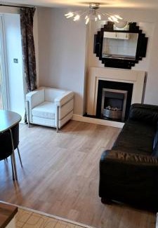 Trecynon Apartment | Hideaway Apartment nr. Zipworld