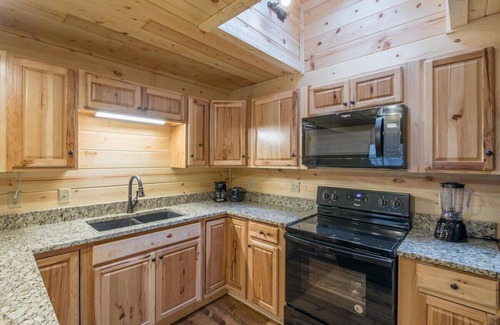 Logan Cabin | Hideaway Cabin | Hocking Hills