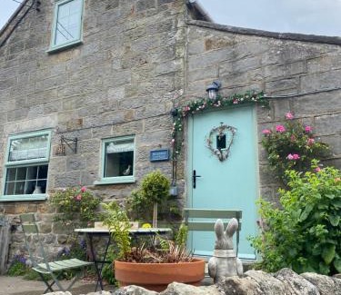 Aislaby House | Hideaway Cottage